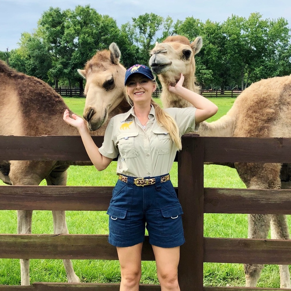 Meet your Posher, Taylor leigh